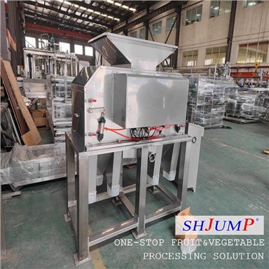 Pīlinga un sulu spiešanas mašīna